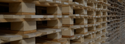 Employees required for the production of wooden pallets