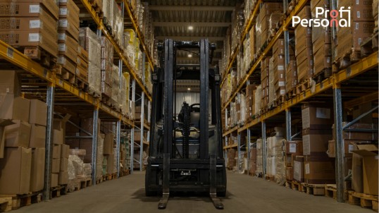 UDT driver job at a leading tire warehouse near Warsaw
